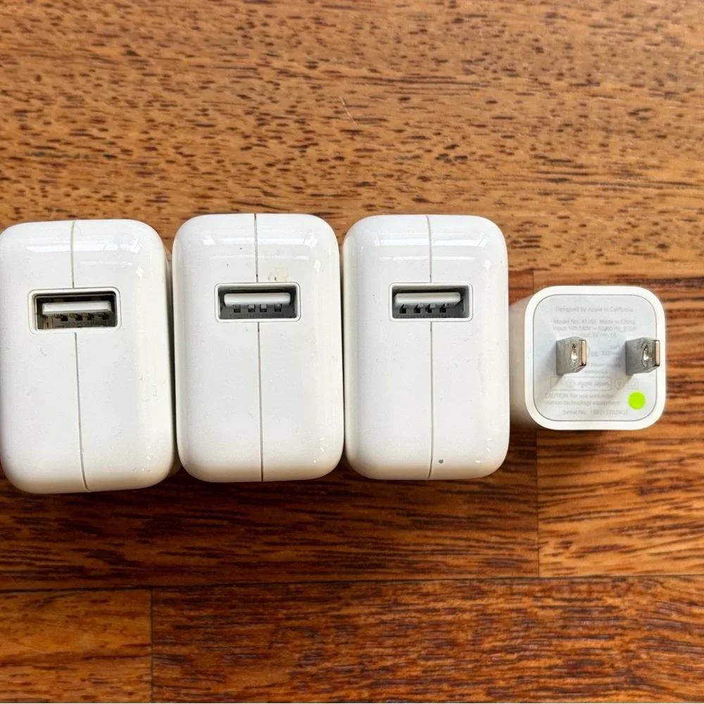 Apple USB Power Adapters - set of 4